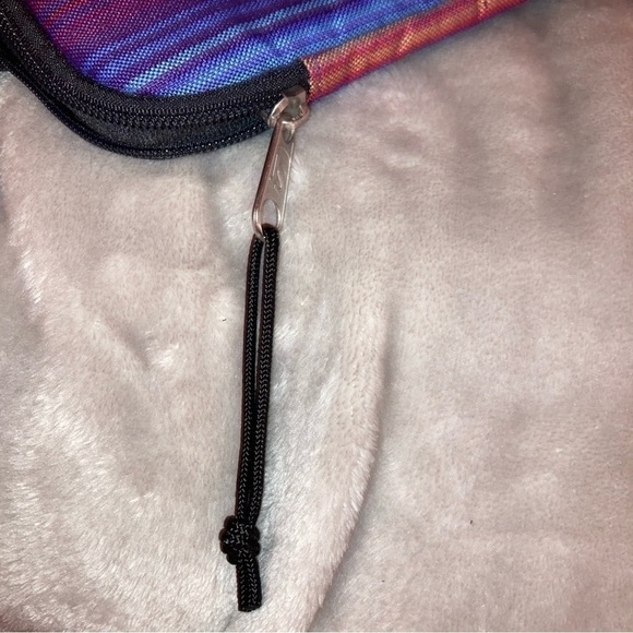 Striped computer case - Picture 6 of 6